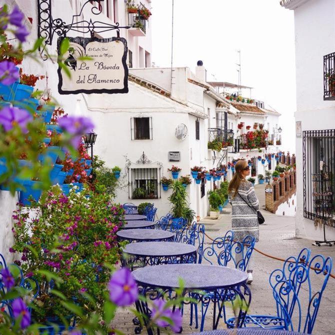 Bed&Breakfast Al Campanario Competa Exterior photo